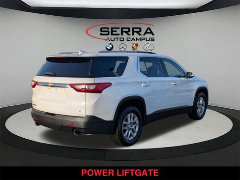 Used 2018 Chevrolet Traverse LT image 13