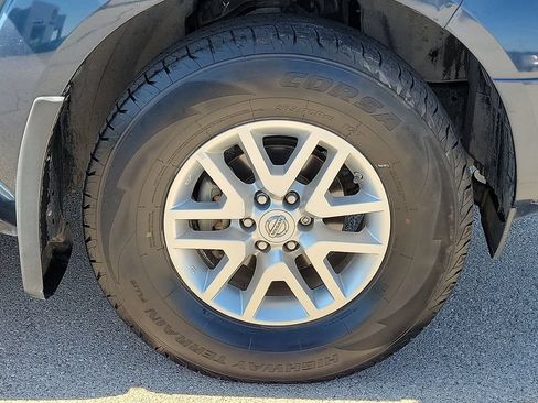 Used 2017 Nissan Frontier SV RWD image 8