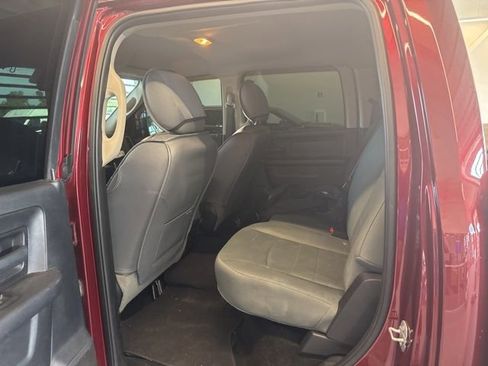 Used 2016 RAM 2500 Tradesman w/ Chrome Appearance Group AWD/4WD image 6