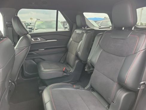 Certified 2025 Ford Explorer ST AWD/4WD image 20