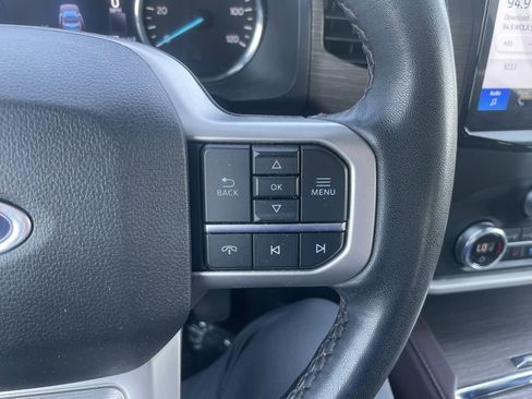 Used 2023 Ford Expedition Limited image 27