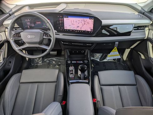 New 2025 Audi Q6 e-tron Premium Plus AWD/4WD image 5