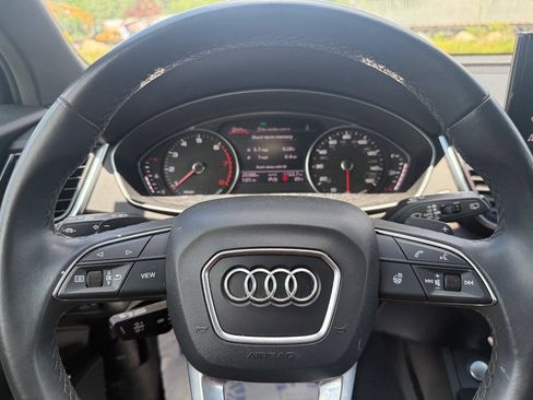 Used 2023 Audi Q5 2.0T Premium w/ Convenience Package AWD/4WD image 23