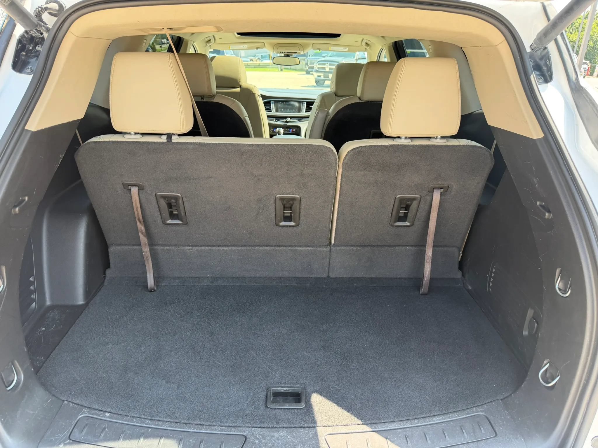 Used 2019 Buick Enclave Essence FWD image 43