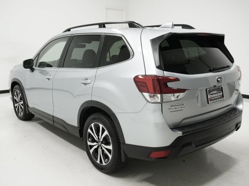 Used 2019 Subaru Forester Limited w/ Popular Package #3 image 6