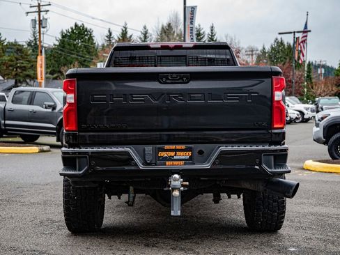 Used 2022 Chevrolet Silverado 3500 LTZ w/ LTZ Plus Package image 5