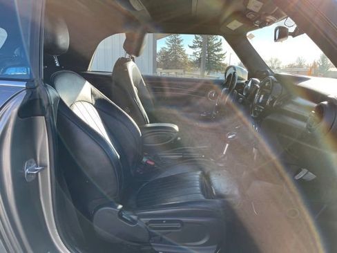 Used 2019 MINI Cooper S w/ Premium Package FWD image 30