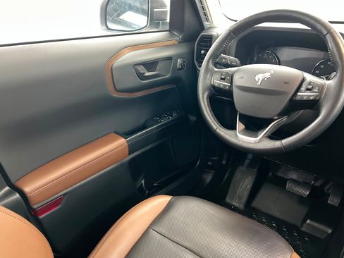 Used 2023 Ford Bronco Sport Badlands w/ Premium Package image 12