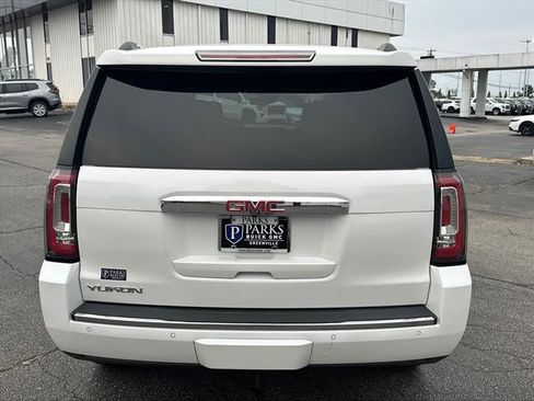 Certified 2020 GMC Yukon Denali w/ Open Road Package AWD/4WD image 10