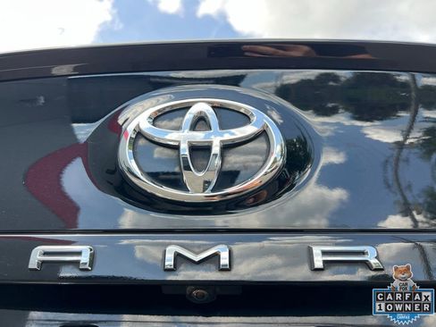 Used 2022 Toyota Camry SE w/ Audio Upgrade Package FWD image 23