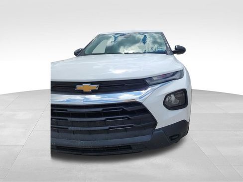Used 2023 Chevrolet TrailBlazer LS FWD image 11