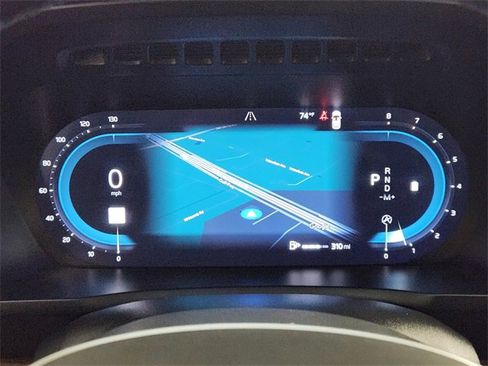 Used 2025 Volvo XC90 B6 Plus image 16