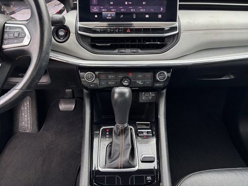 Used 2022 Jeep Compass Limited image 20