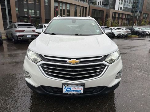 Used 2018 Chevrolet Equinox Premier image 8