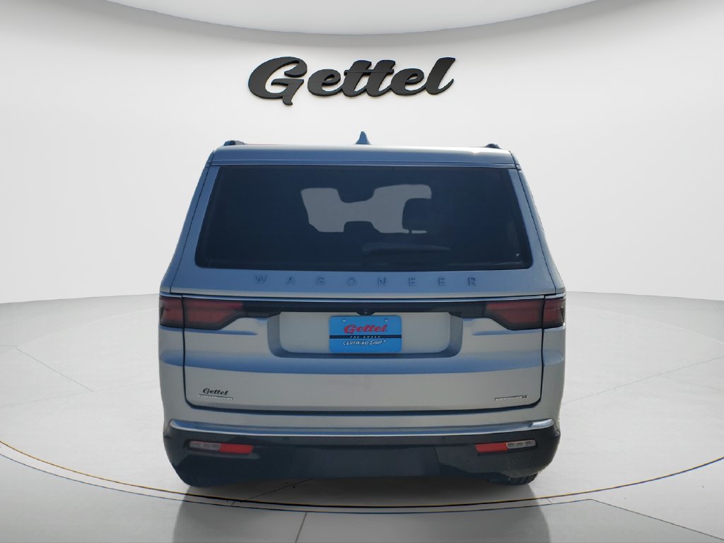 Used 2022 Jeep Wagoneer Series II AWD/4WD image 13
