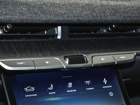 Used 2024 Lucid Air Grand Touring image 41