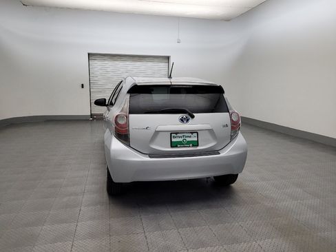 Used 2014 Toyota Prius C One FWD image 6