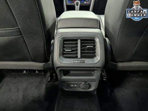 Used 2023 Volkswagen Tiguan SE AWD/4WD image 27