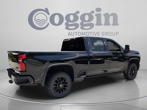 New 2026 Chevrolet Silverado 2500 High Country w/ Midnight Edition AWD/4WD image 5