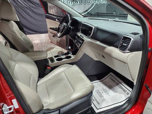 Used 2020 Kia Sportage EX image 13