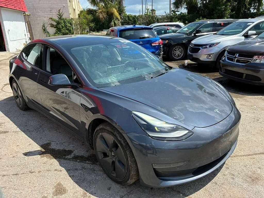 Used 2021 Tesla Model 3 Standard Range Plus RWD image 7