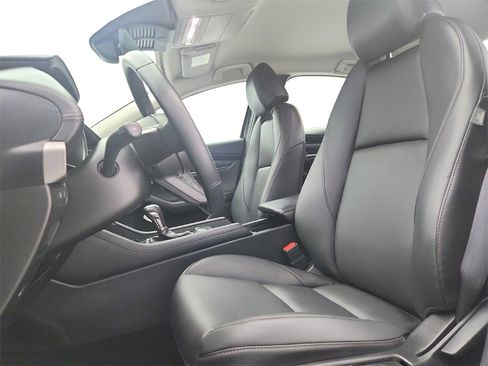 Used 2025 MAZDA MAZDA3 s image 11