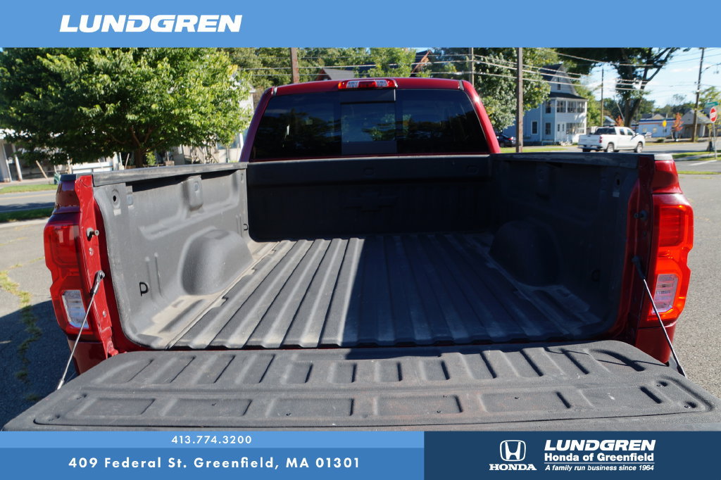 Used 2018 Chevrolet Silverado 1500 LTZ Z71 w/ LTZ Plus Package AWD/4WD image 28