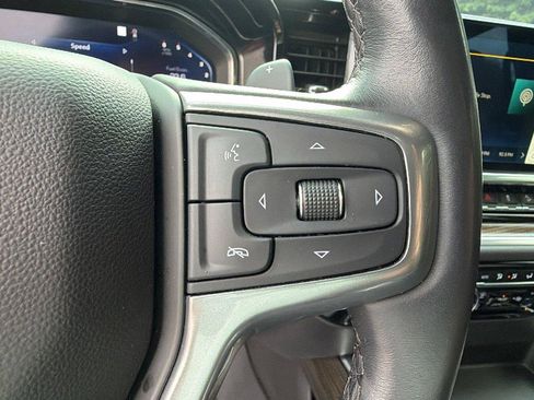Used 2022 Chevrolet Silverado 1500 LT Trail Boss w/ LT Trail Boss Premium Package AWD/4WD image 28