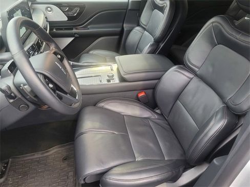 New 2025 Lincoln Aviator Reserve w/ Equipment Group 201A image 15