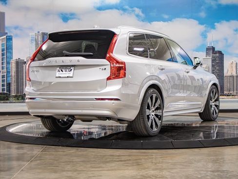 Used 2022 Volvo XC90 T6 Inscription w/ Advanced Package image 8