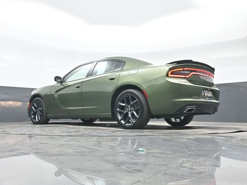 Used 2022 Dodge Charger SXT w/ Driver Convenience Group image 28