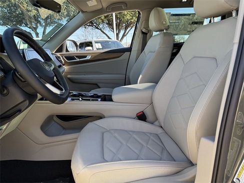 New 2026 Volkswagen Atlas SE image 20