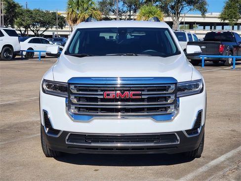 Used 2023 GMC Acadia SLE w/ Driver Convenience Package image 2