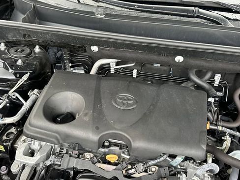 Used 2024 Toyota RAV4 XLE Premium FWD image 35