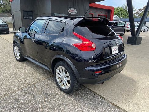 Used 2014 Nissan Juke SL AWD/4WD image 2