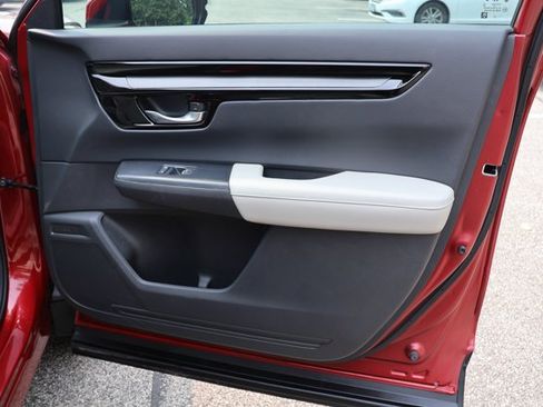 Used 2024 Honda CR-V EX-L image 29