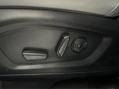 New 2026 Ford Explorer Platinum w/ LUX Leather Package image 23