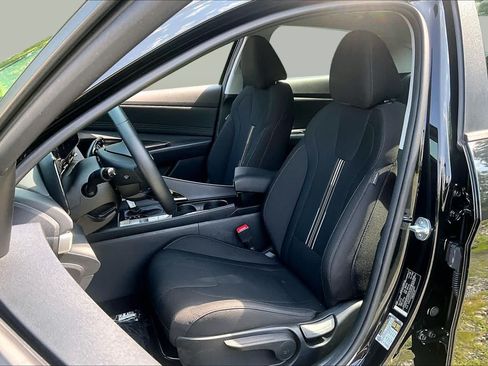 Used 2023 Hyundai Elantra SEL w/ Convenience Package FWD image 8
