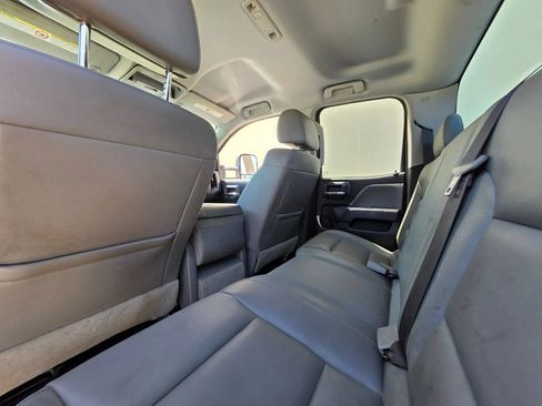 Used 2018 Chevrolet Silverado 2500 W/T AWD/4WD image 12