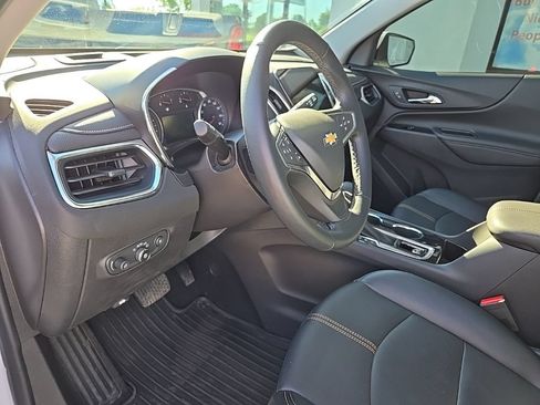 Used 2024 Chevrolet Equinox Premier AWD/4WD image 40