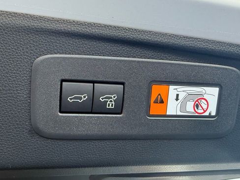 Used 2025 Lexus GX 550 w/ Accessory Package (Z1) image 29