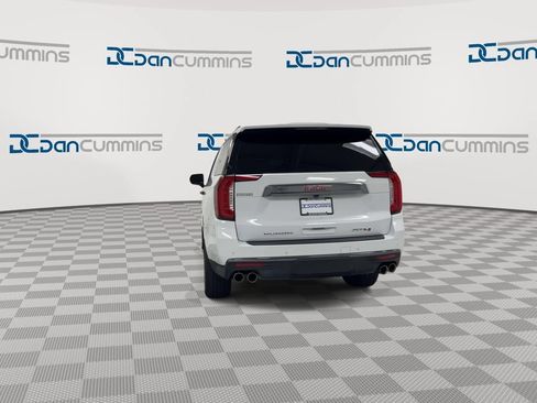 Used 2022 GMC Yukon XL AT4 AWD/4WD image 7