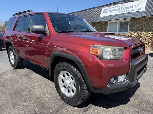 Used 2013 Toyota 4Runner Trail AWD/4WD image 1