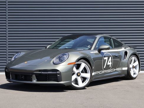 Certified 2025 Porsche 911 Turbo image 1