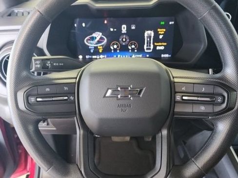 Certified 2024 Chevrolet Colorado Trail Boss w/ Advanced Trailering Package AWD/4WD image 16