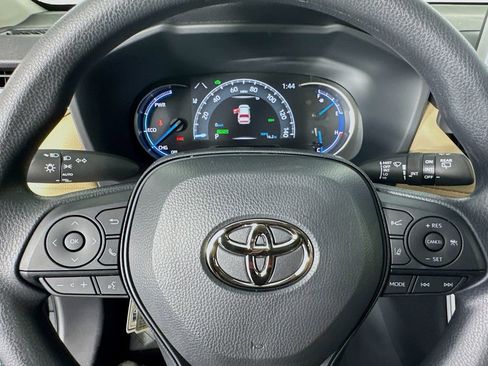 New 2025 Toyota RAV4 XLE image 14