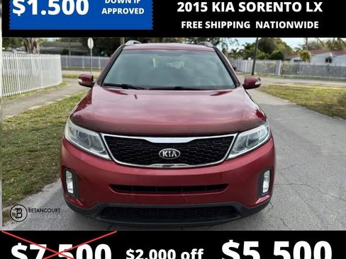 Used 2015 Kia Sorento LX image 2