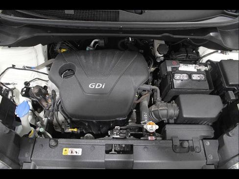 Used 2016 Kia Soul w/ Option Group 020 FWD image 19