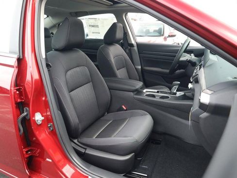 New 2025 Nissan Altima 2.5 SV w/ SV Special Edition Package image 24