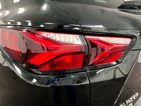 Used 2019 Chevrolet Blazer LT image 28